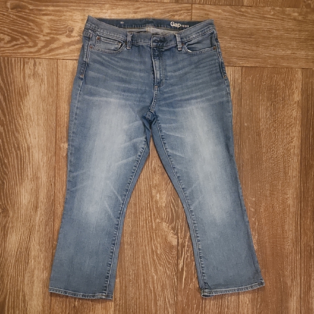GAP Women's Light Blue Ankle Jeans
